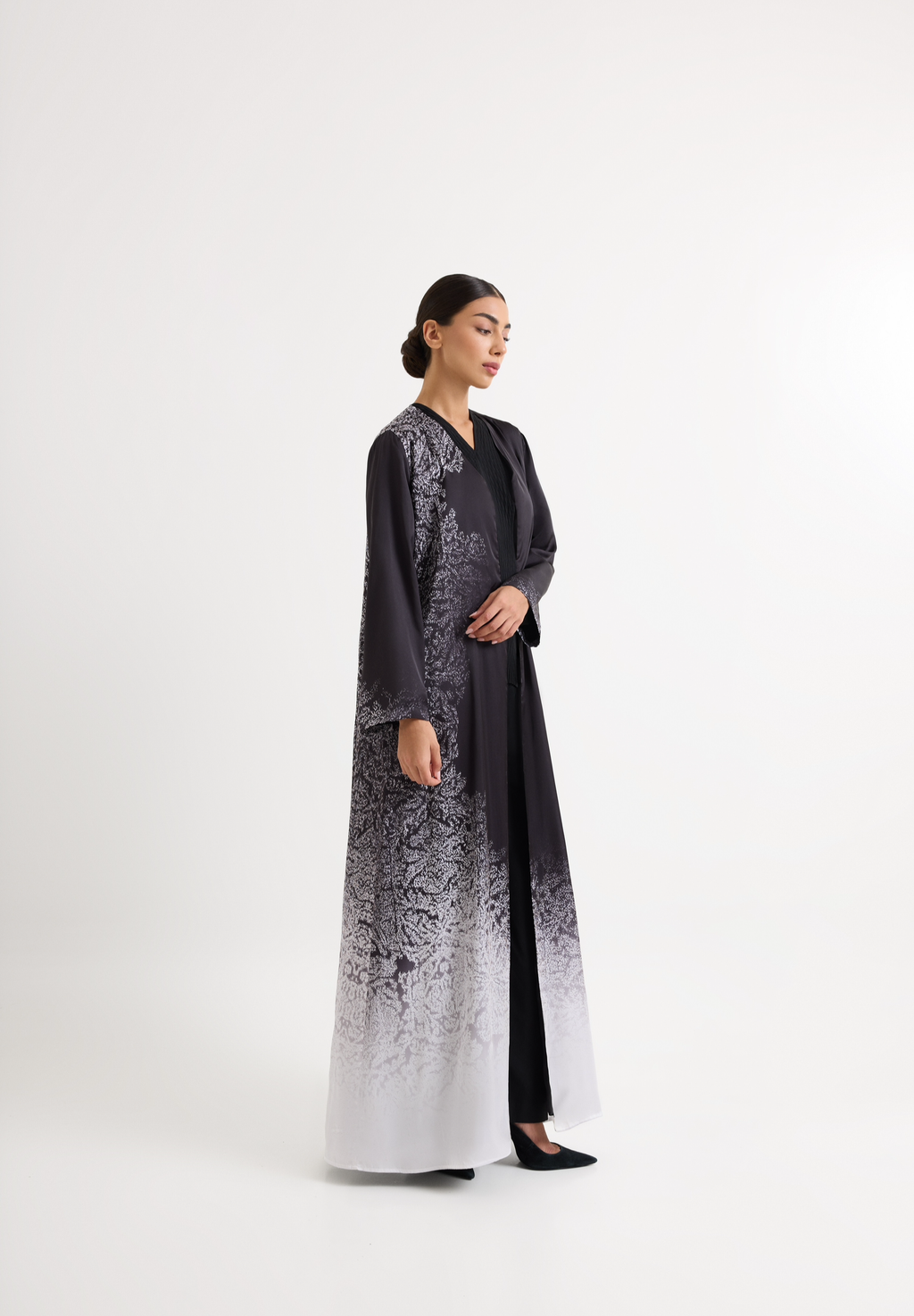 Qamar Prism abaya