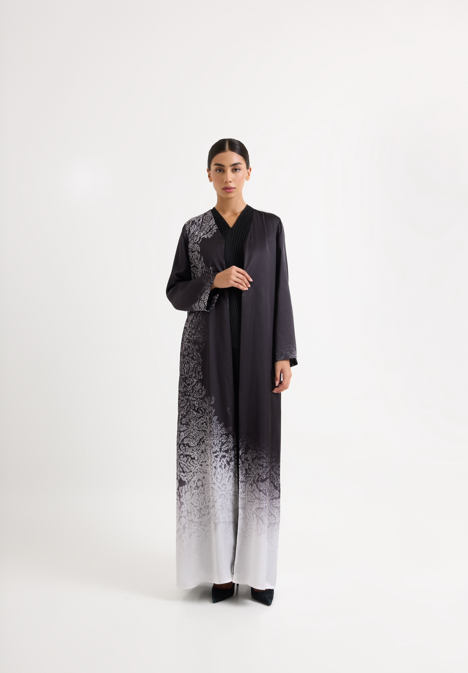 Qamar Prism abaya