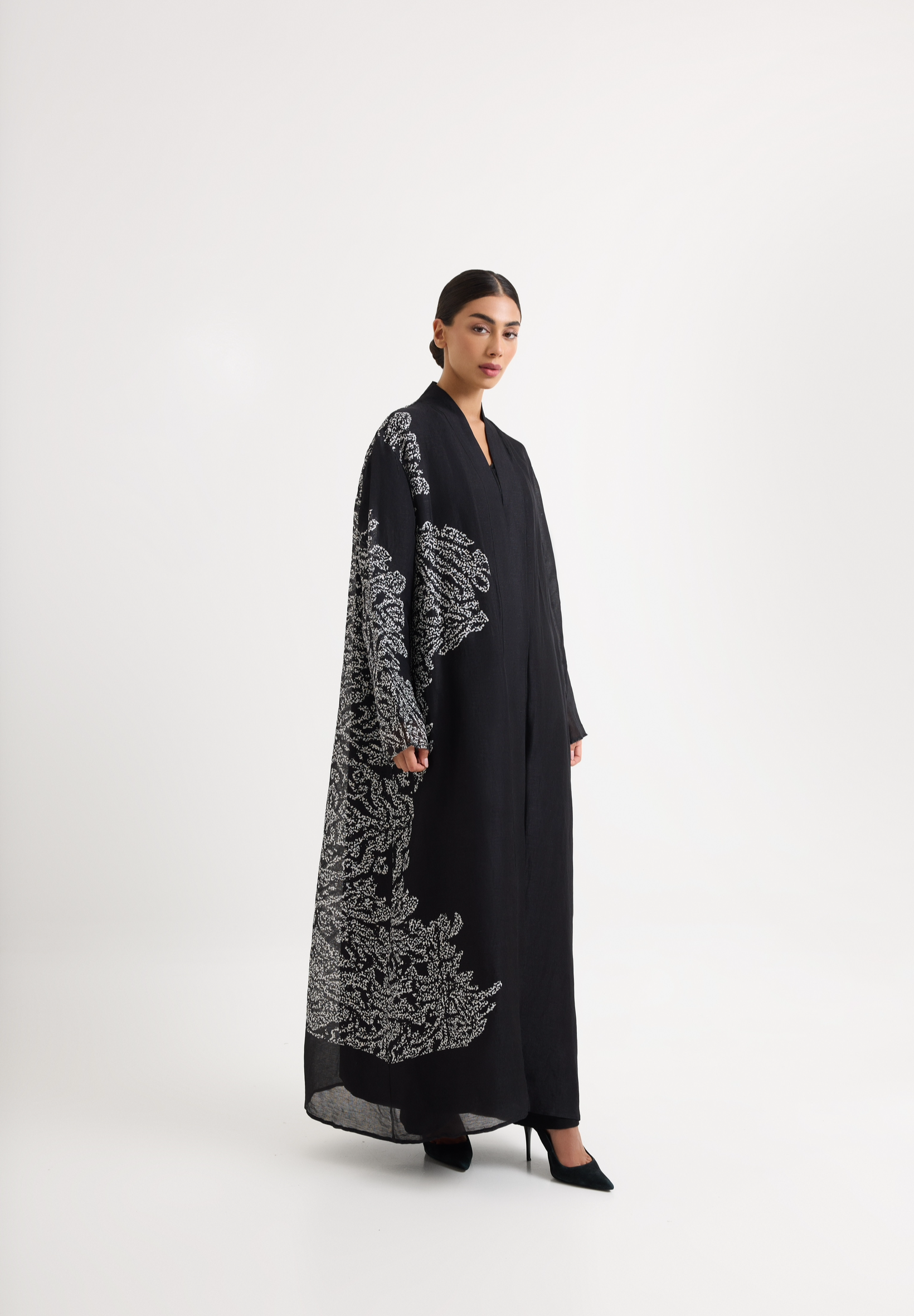 Phantom Cut abaya